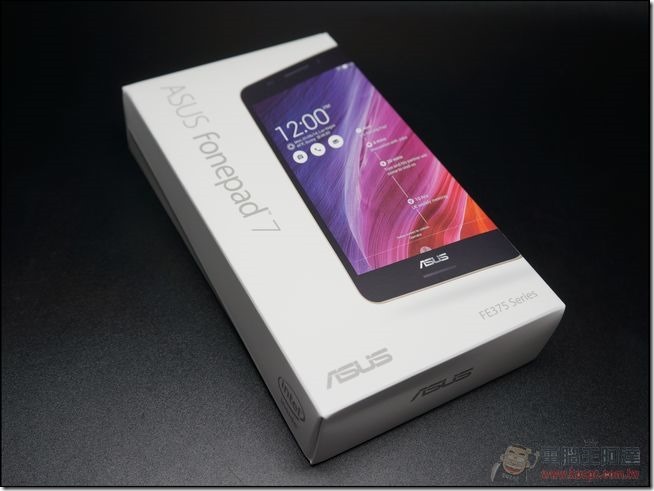 ASUS Fonepad unbox01