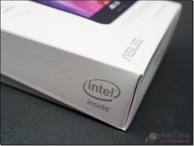 ASUS Fonepad unbox03