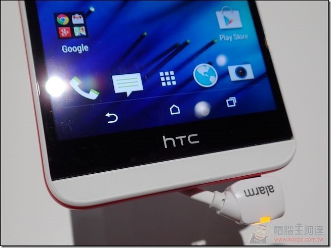 HTC Desire EYE (3)