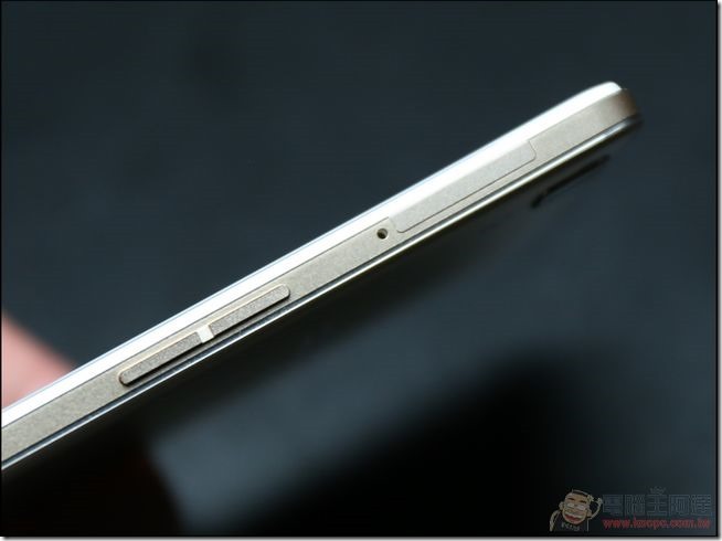 OPPO-R7-開箱-17