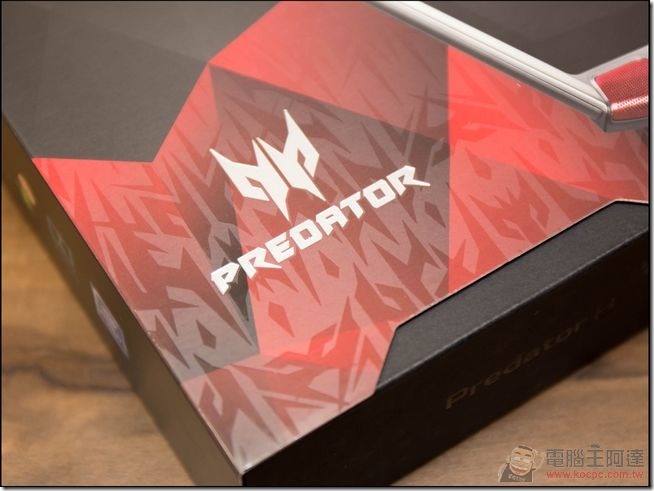 Acer-Predator-8-03