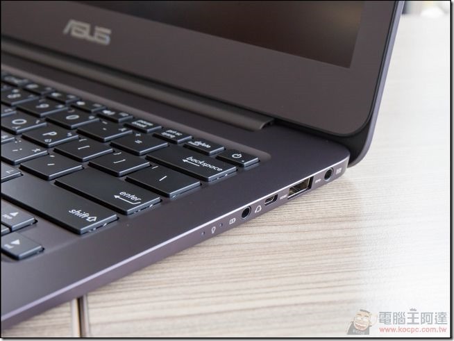 ASUS-UX305-I7-11