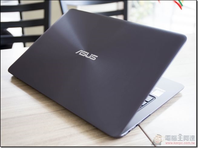 ASUS-UX305-I7-14