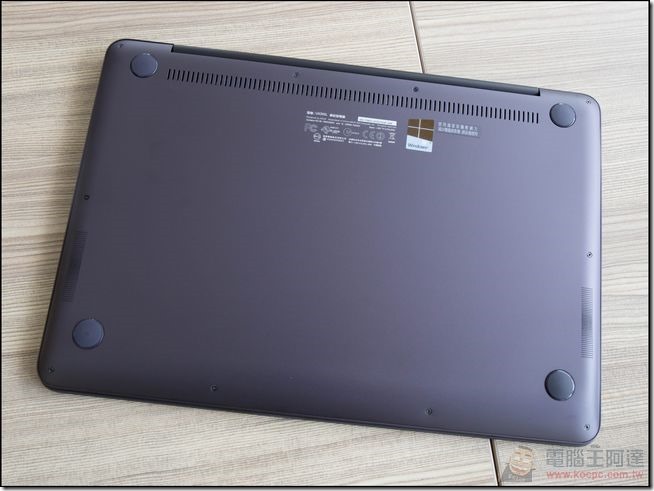 ASUS-UX305-I7-22