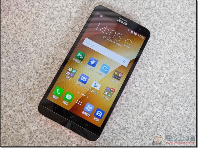 ASUS-ZenFone 2-Laser-08