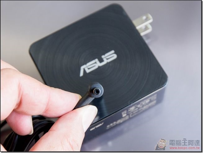 ASUS-UX303LB-12