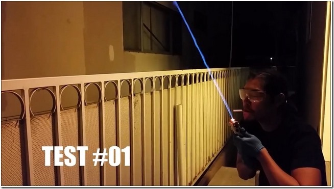 Real Burning Lightsaber.mp4_snapshot_00.03_[2015.12.28_17.37.21]