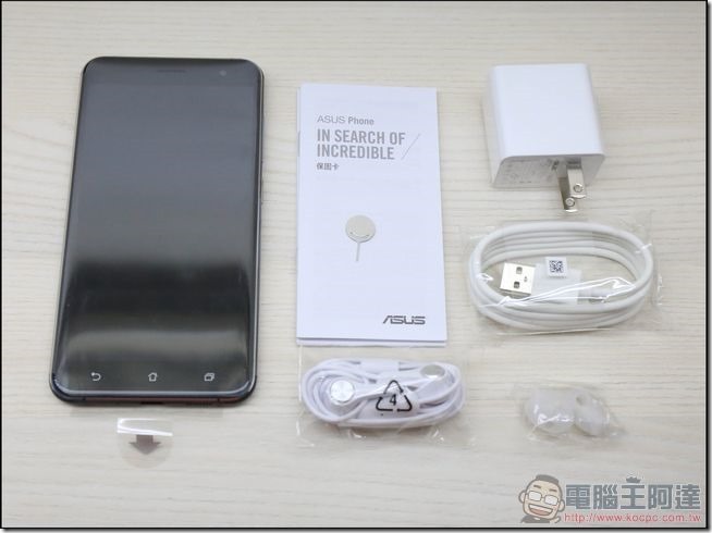 ASUS-ZenFone3-開箱-03