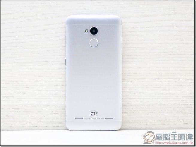 ZTE-Blade-V7-Lite-開箱-11