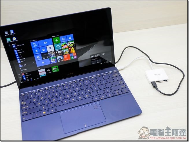 ASUS-ZenBook3-UX390-開箱-38