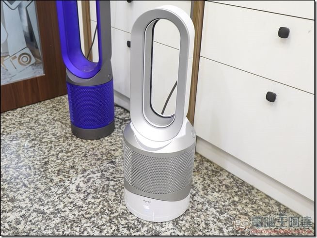 含金湯匙已落伍， Dyson 23.75K 金 Supersonic 吹風機低調奢華登場 - 電腦王阿達