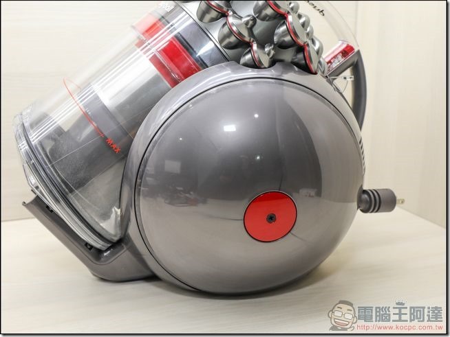 Dyson-Cinetic-Big-Ball-06