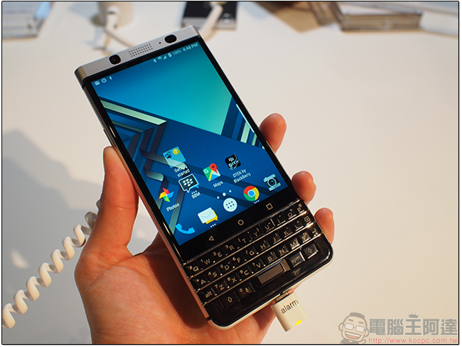 [ MWC 2017 ] BlackBerry 發表新款手機 KEYone，具備經典鍵盤與快充能力，是風雲再起還是末代手機 - 電腦王阿達