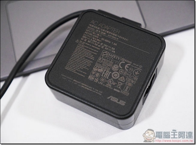 ASUSPRO B9440 開箱-31