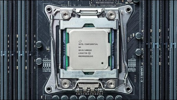 Core i9-7900X