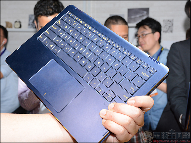 [ COMPUTEX 2017 ] ASUS 展前發表五款 ZenBook 、VivoBook 家族筆電，輕薄、強效各得其所 - 電腦王阿達