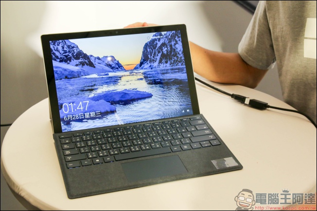 新 Surface Pro