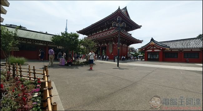 樂視達 PIRO 三軸臉部追蹤穩定器 粉白色限量款 開箱、評測 支援橫豎拍攝、臉部追蹤、可裝GOPRO的錄影自拍神器 - 電腦王阿達