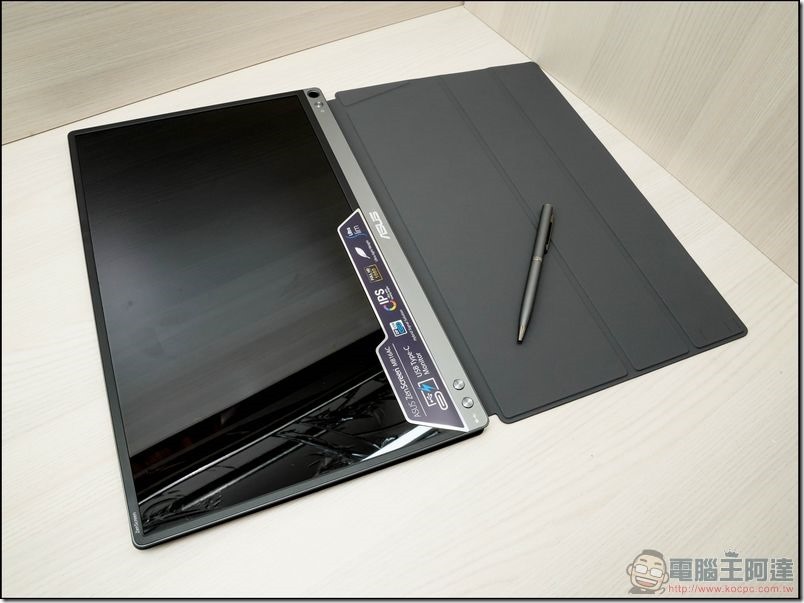 ASUS ZenScreen 開箱 -11