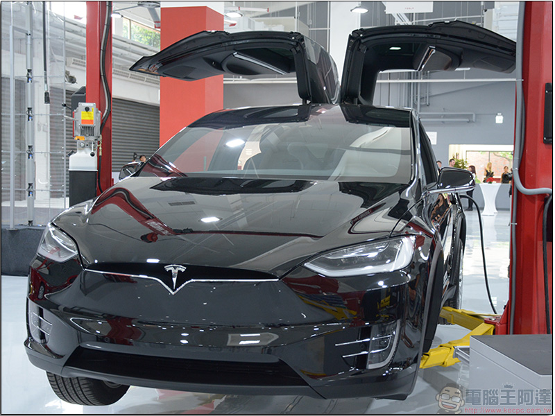 特斯拉 Tesla 台灣總部內湖園區開幕，兼具展示與體驗雙重功能的技術中心 - 電腦王阿達