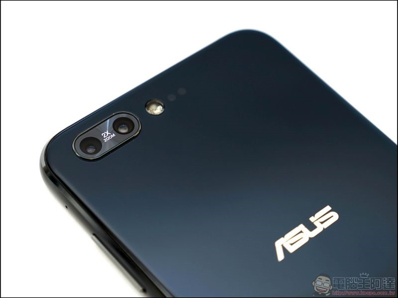 ASUS ZenFone4 Pro 開箱 -18