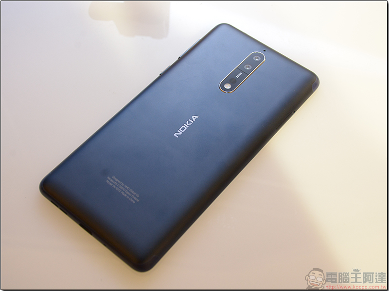 Nokia 8 高階旗艦在台上市，蔡司鏡頭一鍵前後雙拍，怎樣都精彩 - 電腦王阿達