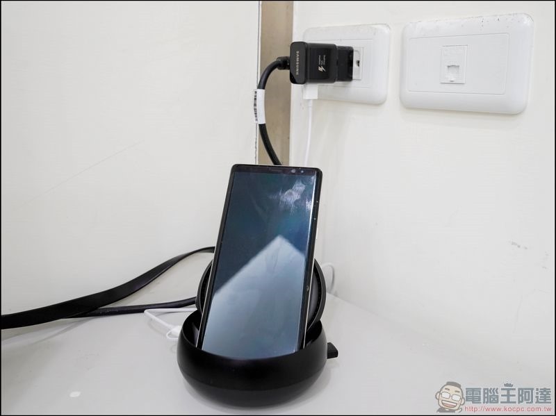 Samsung Dex Station 開箱 -14