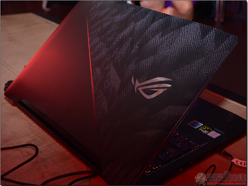 ASUS ROG Chimera 、 Strix SCAR 、 Hero 三款電競筆電磅礴登場 - 電腦王阿達