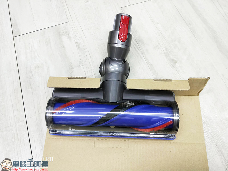 Dyson V8 Absolute+ 開箱！給你無線輕巧、強勁吸力！ - 電腦王阿達