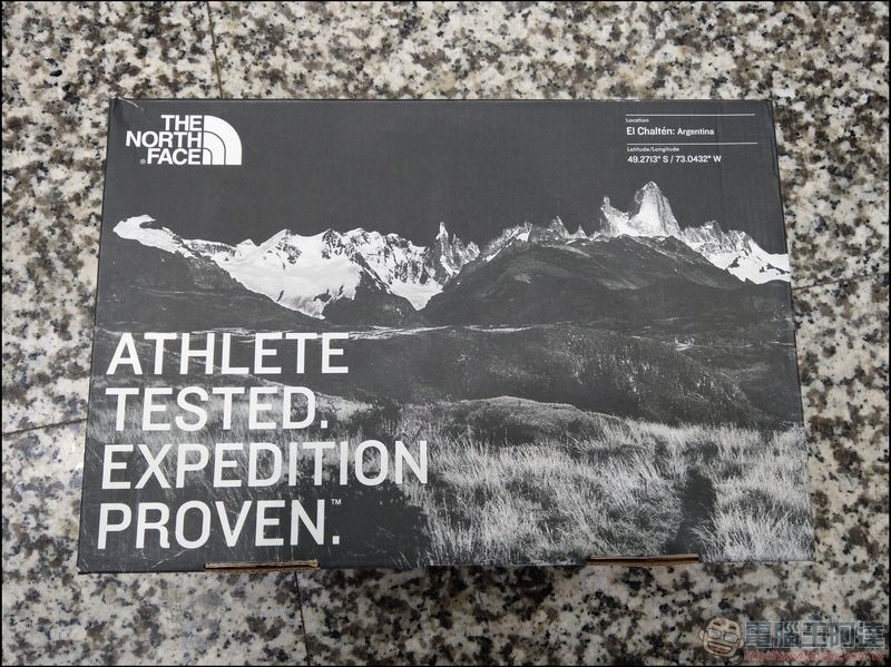 The North Face 防水登山徒步鞋 2VV6ZGK -01