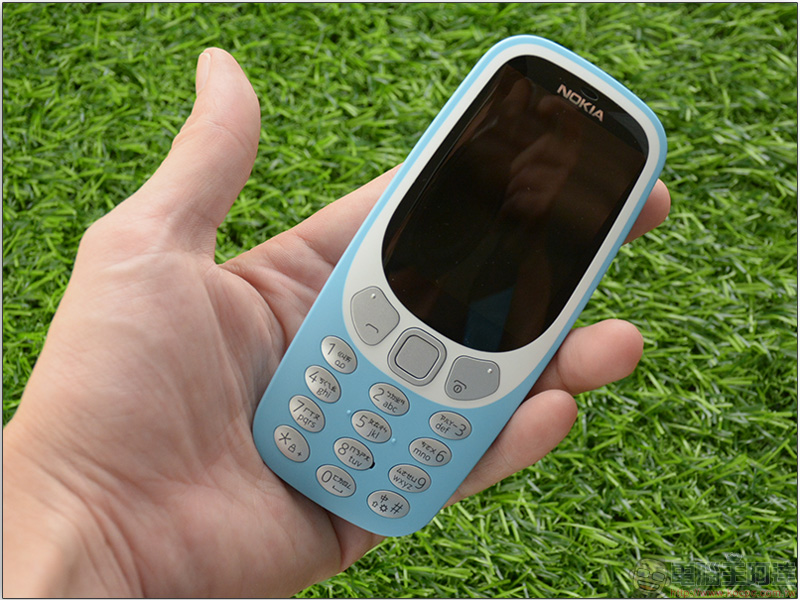 Nokia 3310 復刻 3G 版 簡易開箱動手玩，輕巧簡便備用機 - 電腦王阿達