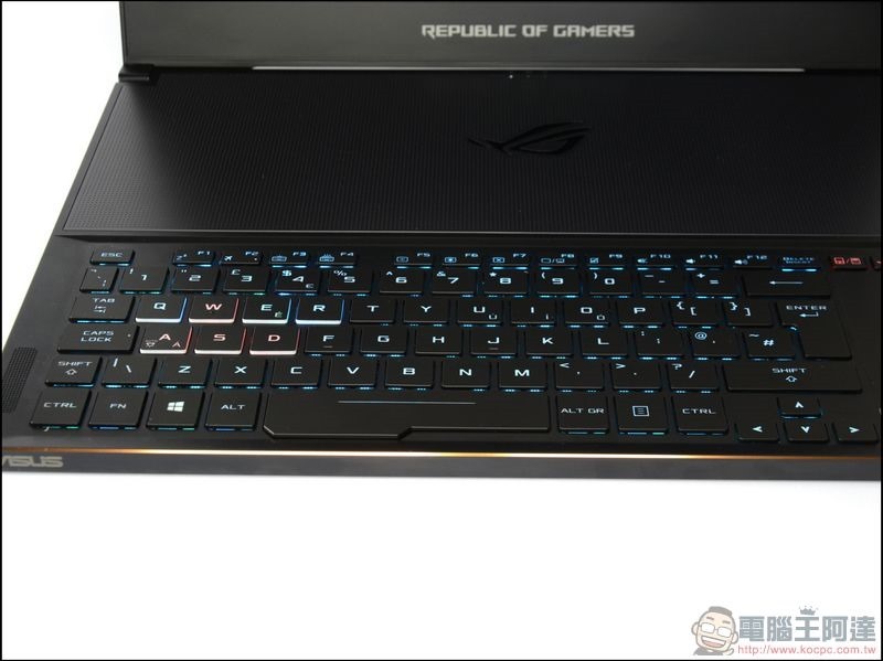 ROG Zephyrus GX501 開箱 -16