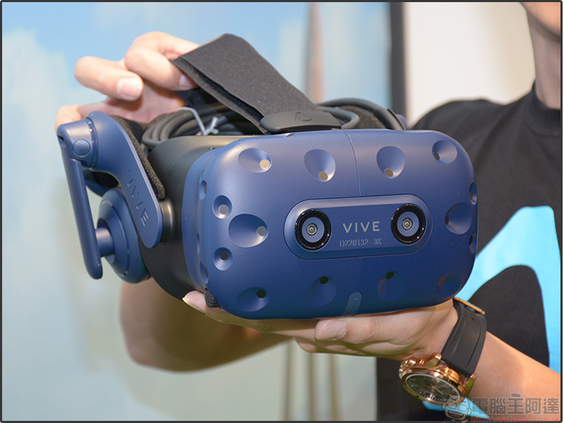 HTC VIVE Pro 與 Intel WiGig 無線模組台北國際電玩展首度公開亮相 - 電腦王阿達