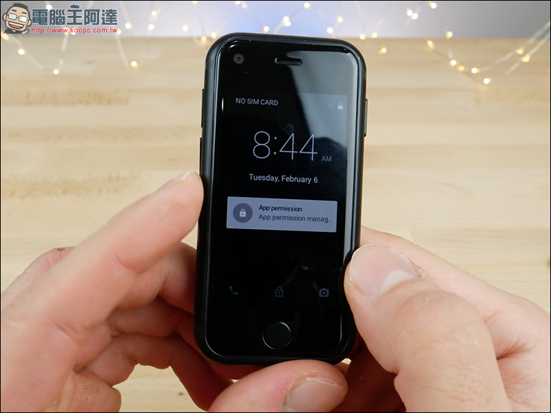 史上最小 iPhone ？只有 iPhone 8 Plus 的四分之一大小 - 電腦王阿達