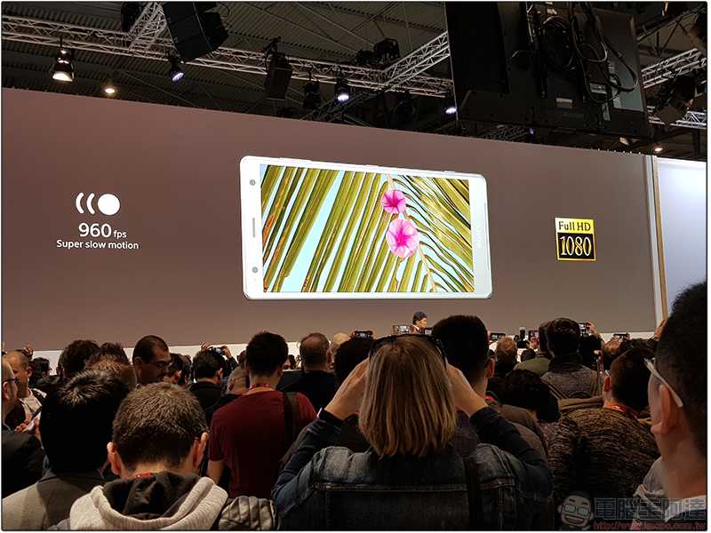 [ MWC2018 ] SONY Xperia XZ2 / XZ2 Compact 發表，設計顛覆以往 - 電腦王阿達