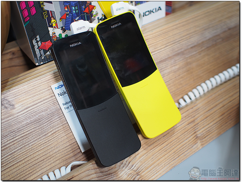 [ MWC 2018 ] Nokia 8110 4G 重返人間，強化版「香蕉機」簡單動手玩 - 電腦王阿達