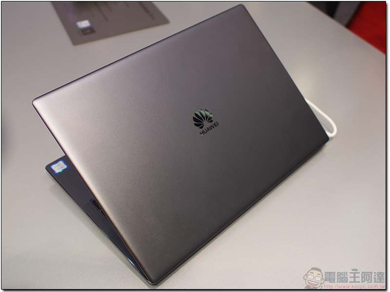 [ MWC2018 ] Huawei Matebook X Pro 動眼看，輕薄美型集於一身 - 電腦王阿達