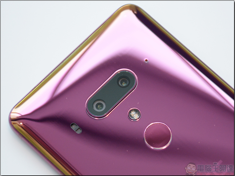 HTC U12+ 發表 Edge Sense 2 進化降臨，給你 Double Tap 邊框快速手指感應 - 電腦王阿達