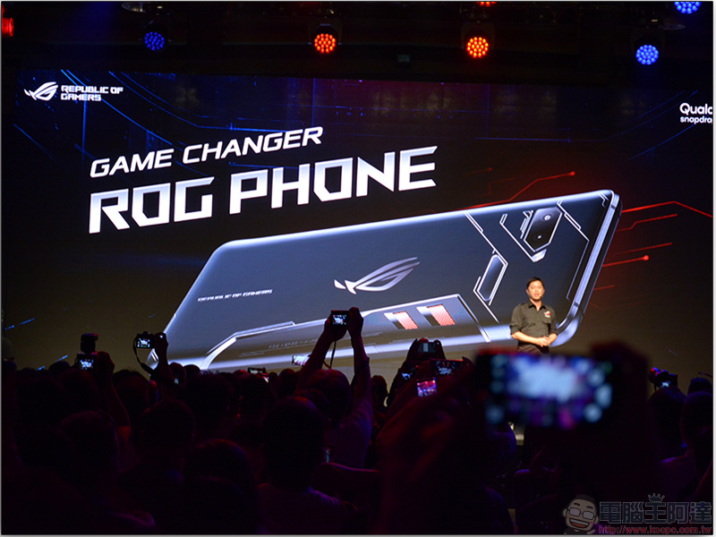 [ COMPUTEX 2018 ] ASUS ROG Phone 與 Strix Hero II 、 Scar II 兩大筆電領軍眾多新品重磅登場 - 電腦王阿達