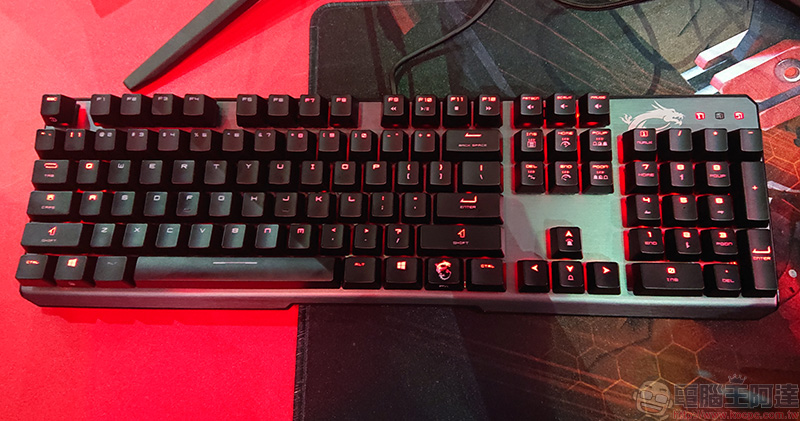 [ COMPUTEX 2018 ] 微星msi 多款鍵鼠、周邊，龍魂火力不容小覷 - 電腦王阿達