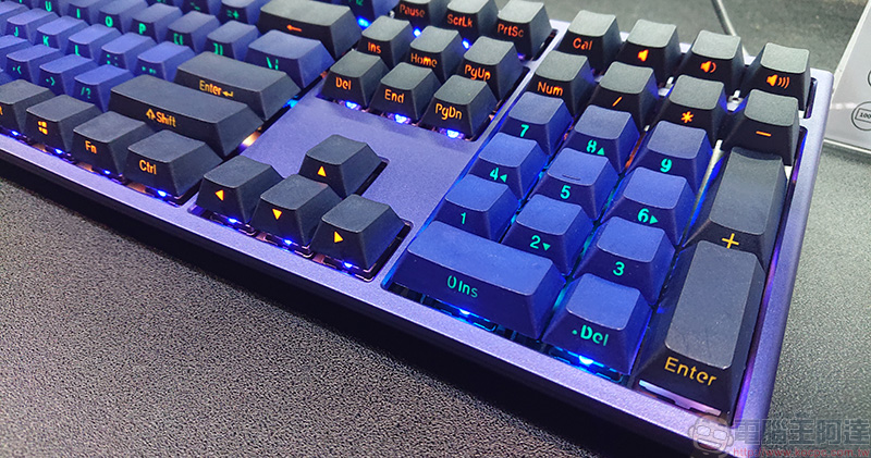 [ COMPUTEX 2018 ] Ducky 聯手 Varmilo 展出多款搶眼鍵盤新品， 各具特色大有看頭 - 電腦王阿達