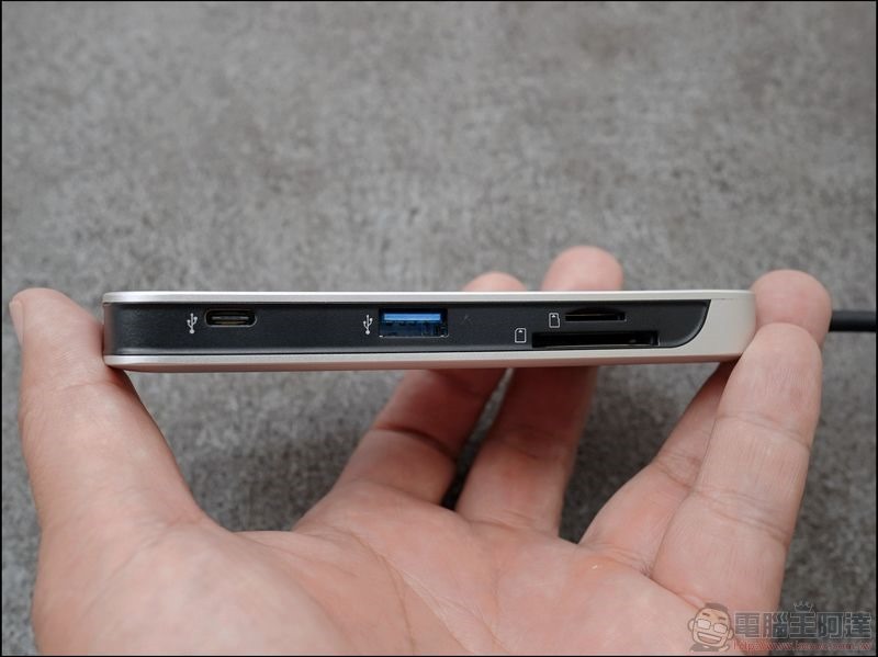 Kingston Nucleum USB Type-C 7合一集線器 開箱 - 07