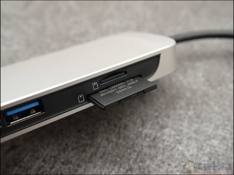 Kingston Nucleum USB Type-C 7合一集線器 開箱 - 11