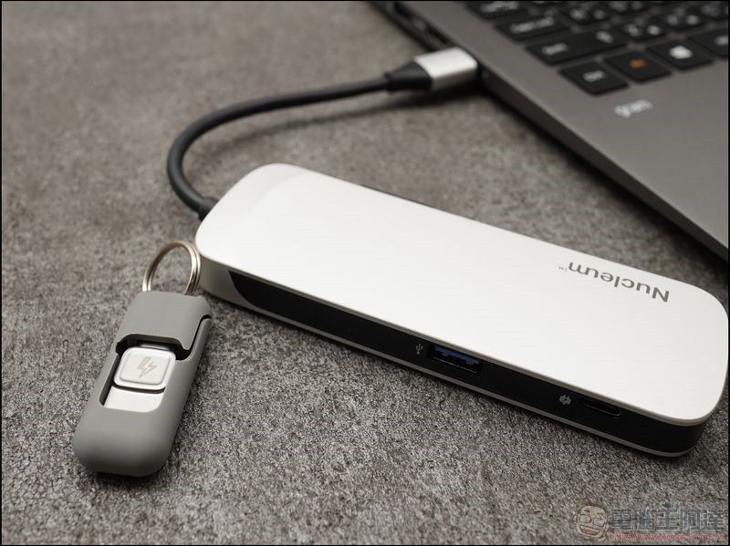 Kingston Nucleum USB Type-C 7合一集線器 開箱 - 12