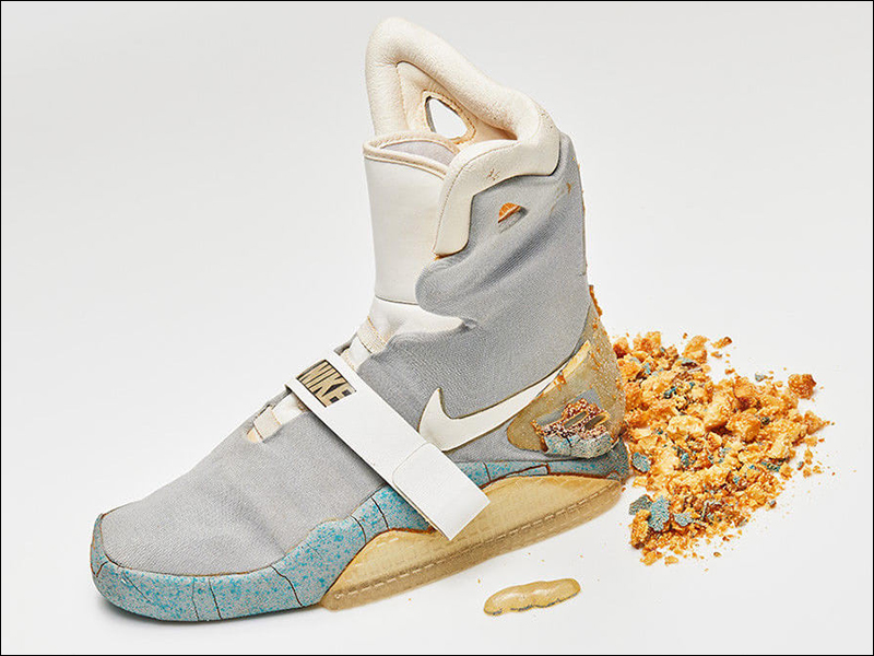 電影《回到未來 2》 OG Nike MAG 以超過 279 萬元高價售出 - 電腦王阿達