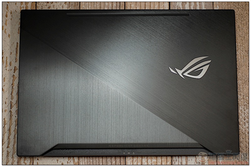 ROG Zephyrus M GM501 開箱 評測：搭載 GPU 切換機能的進化版電競筆電 - 電腦王阿達