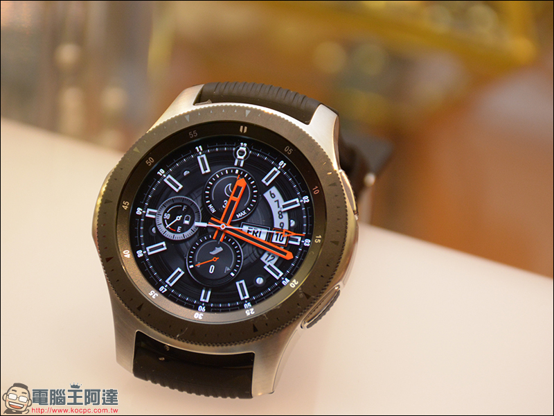 Samsung Galaxy Watch 同步亮相，腕錶最佳夥伴簡化一整天的生活 - 電腦王阿達