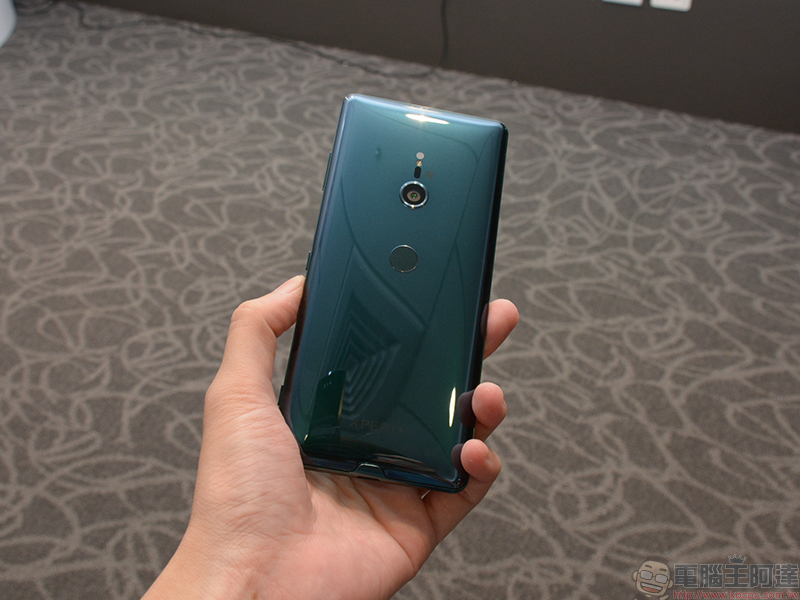 Sony Xperia XZ3 正式發表，側邊操控與智慧啟動新技術令人驚艷 - 電腦王阿達