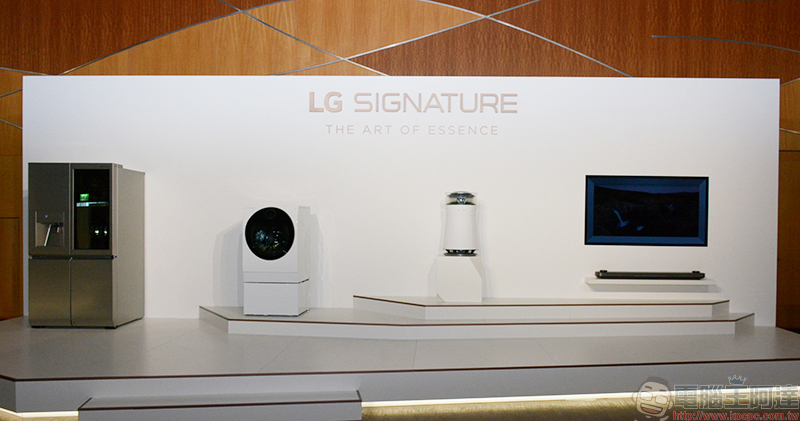  LG SIGNATURE 