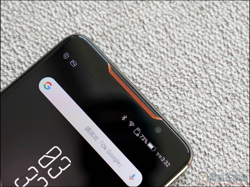 ROG Phone 大全套開箱 - 11